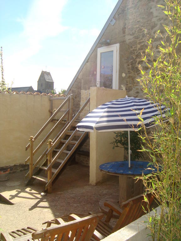 La Medina Bed & Breakfast Surtainville Oda fotoğraf